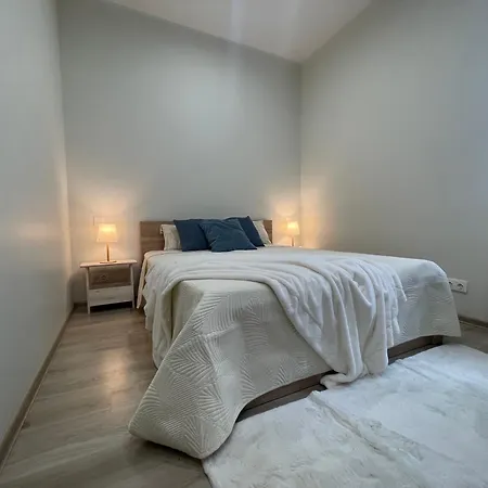 Bright 73m2 - Blaumana Street * Riga
