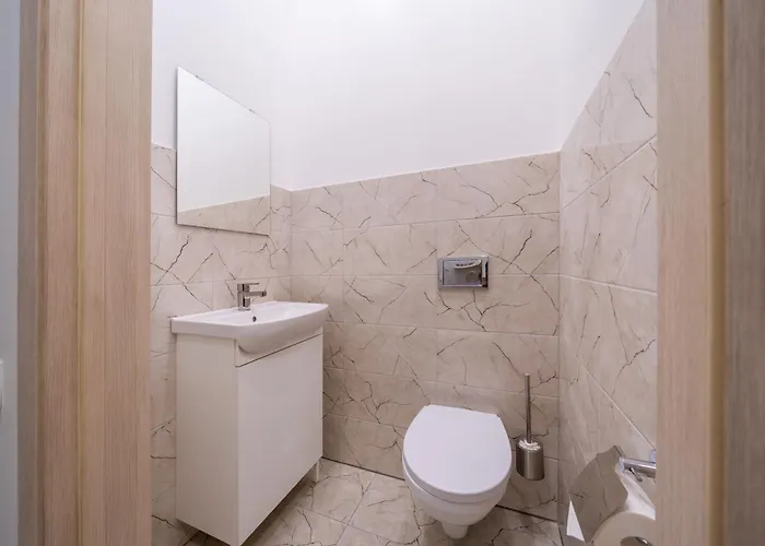 Bright 73M2 Apartment - Blaumana Street Central