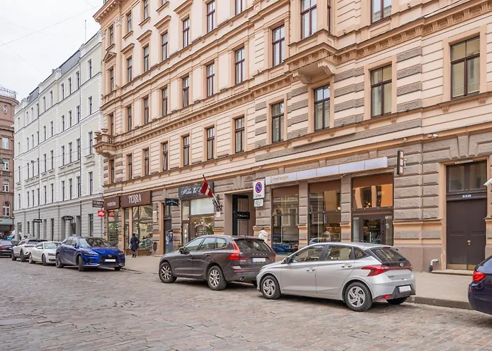 Bright 73M2 Apartment - Blaumana Street Central Daire Riga