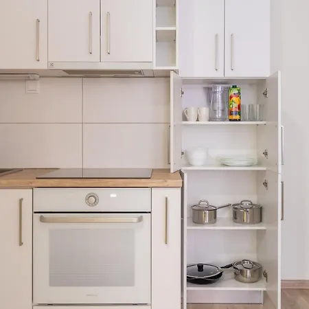 Spacious 73m2 Modern Flat In The Heart Of *